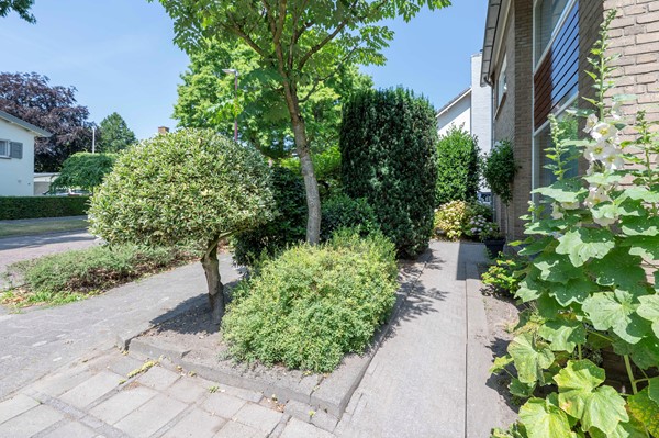 Medium property photo - Eikenlaan 9, 4731 CP Oudenbosch